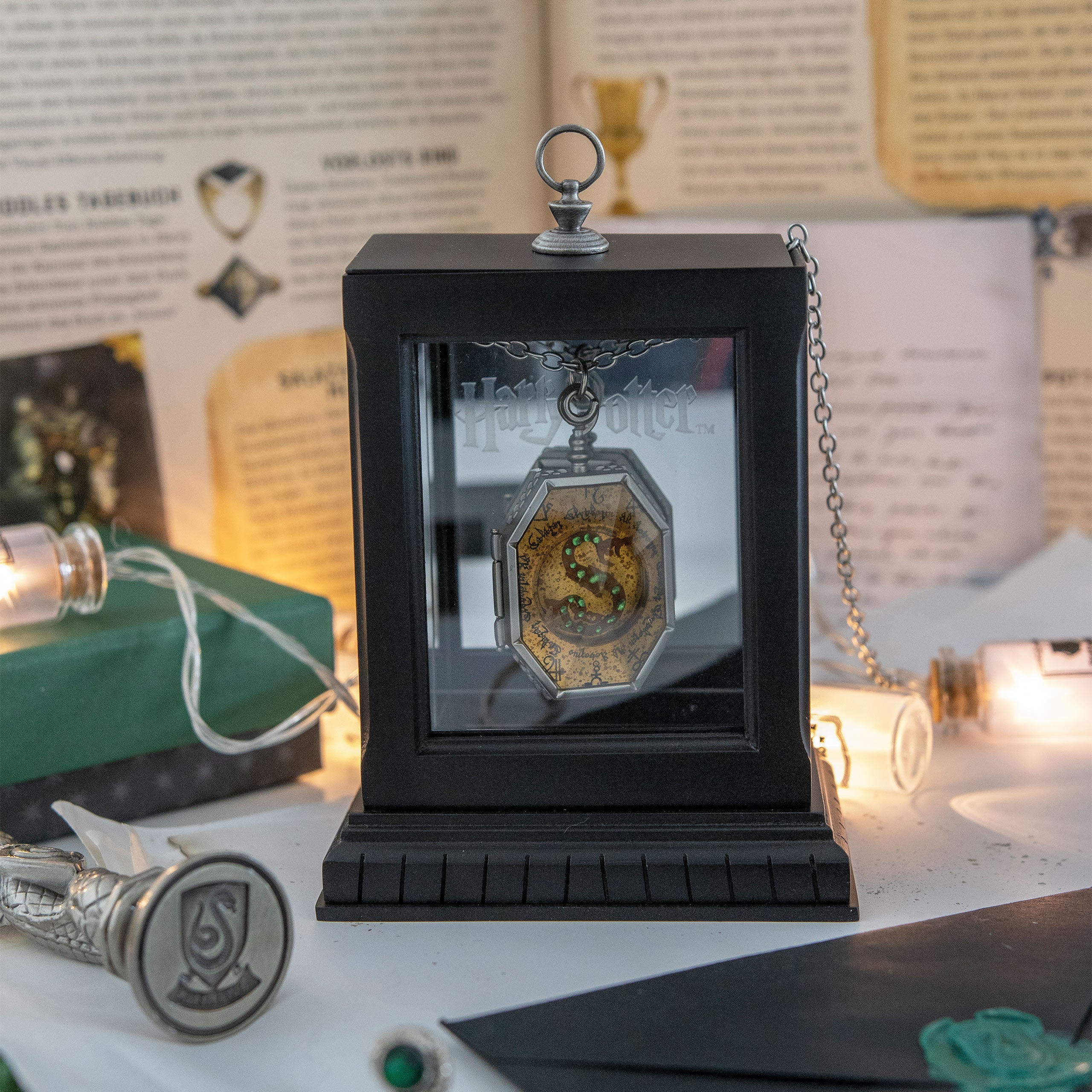 Produktbild Harry Potter - Horkrux Medaillon Salazar Slytherin