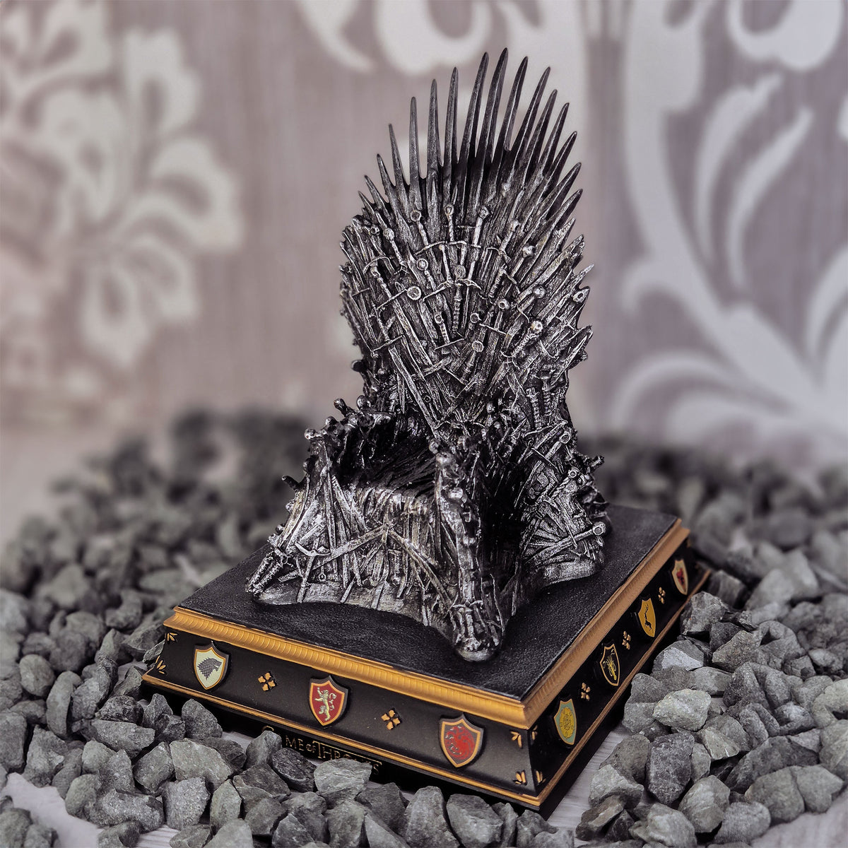 Produktbild Game of Thrones - Eiserner Thron Buchstütze