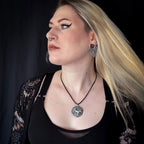 Image produit Game of Thrones - Collier Dragon Blason Targaryen
