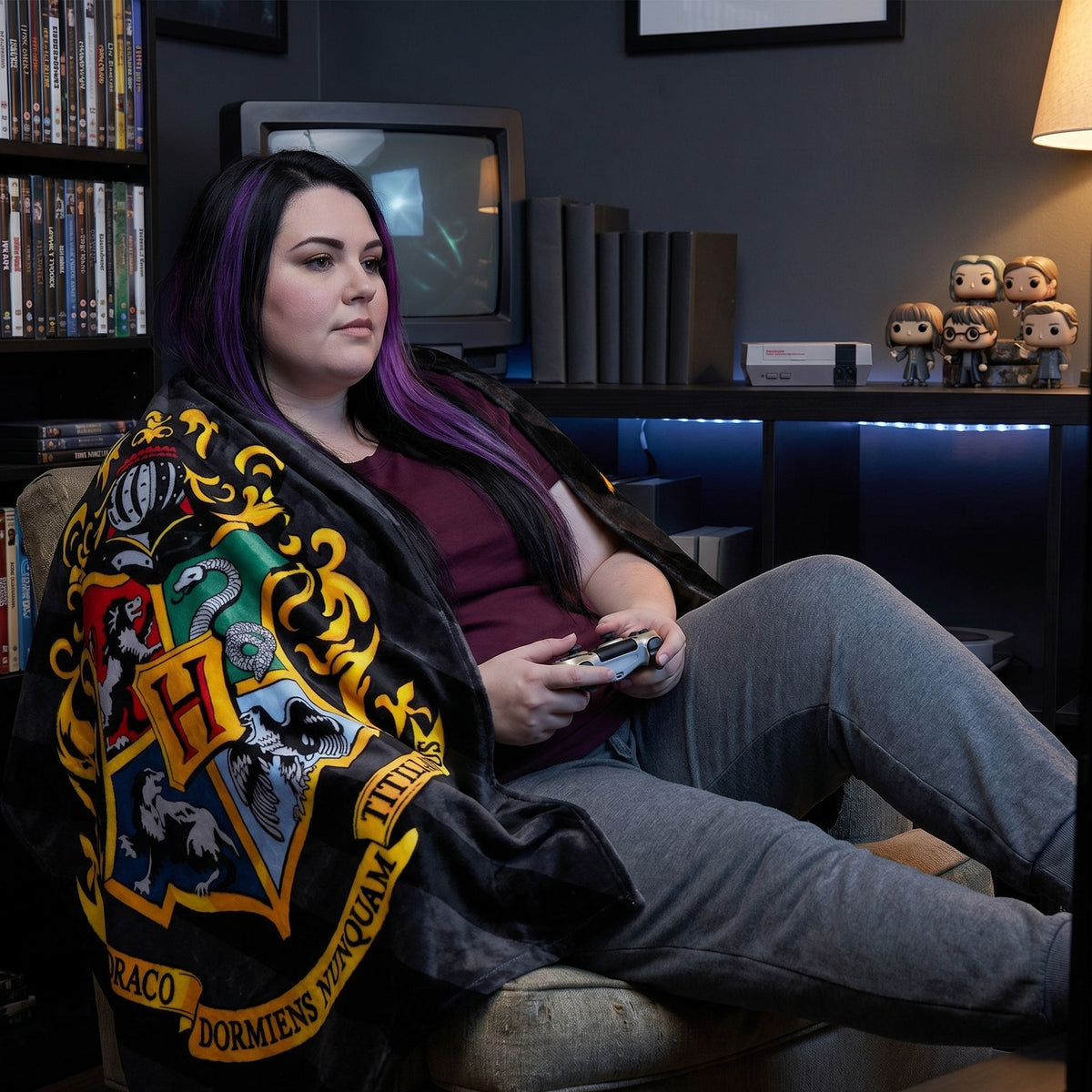 Image produit Harry Potter - Plaid en polaire avec blason de Poudlard