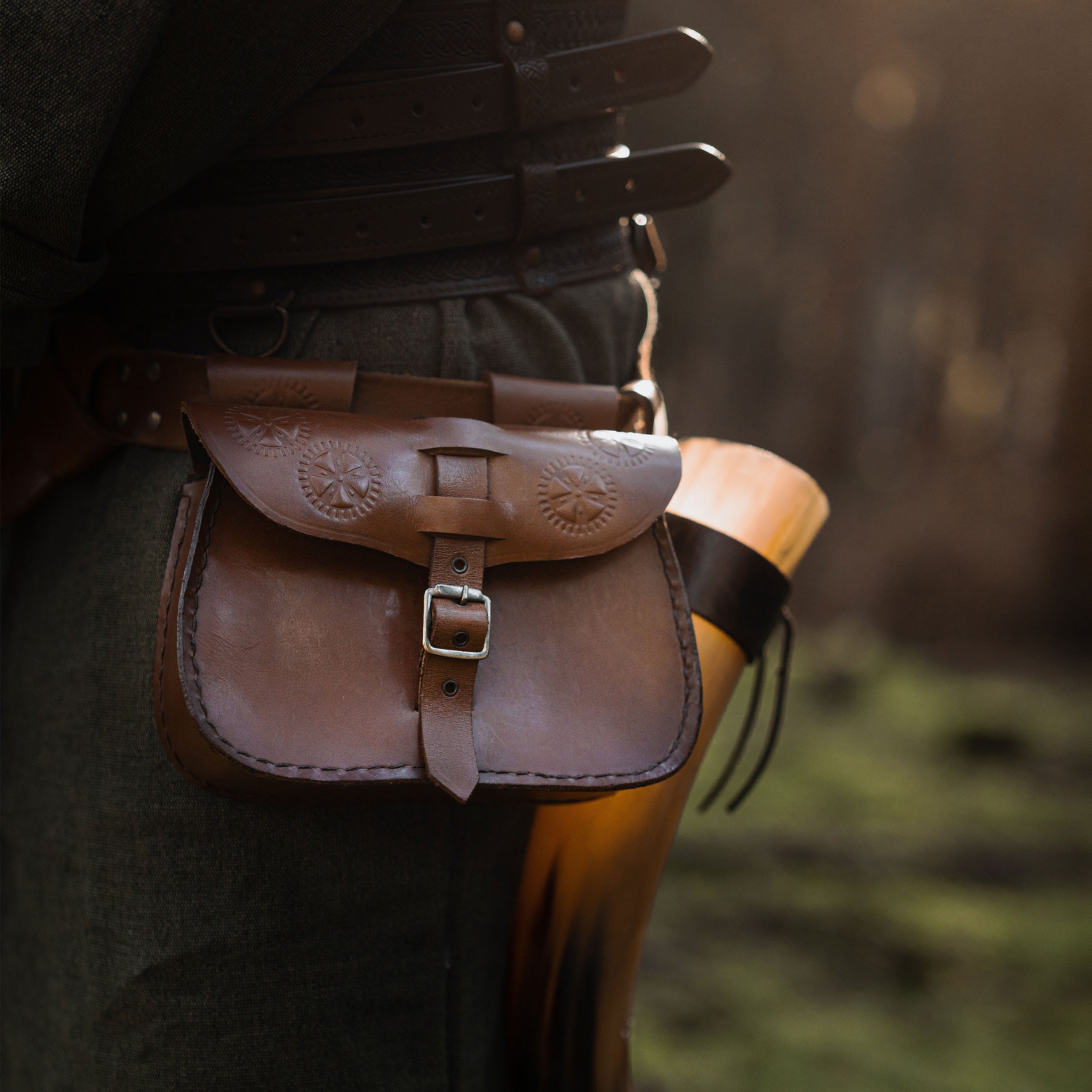 Produktbild Mittelalter Gürteltasche mit Prägung braun