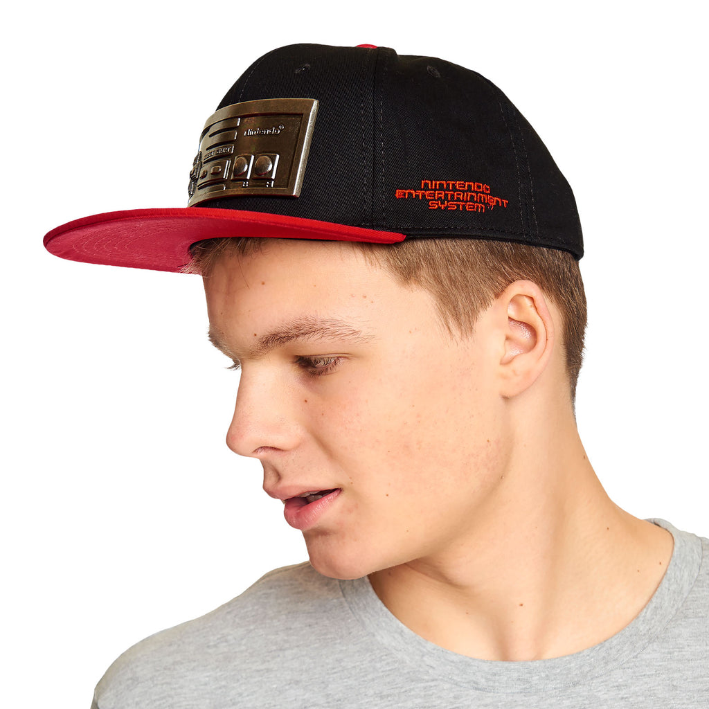Image produit Nintendo - Casquette Snapback Contrôleur Métal NES