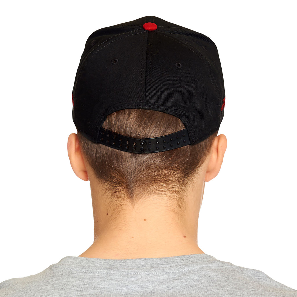 Image produit Nintendo - Casquette Snapback Contrôleur Métal NES