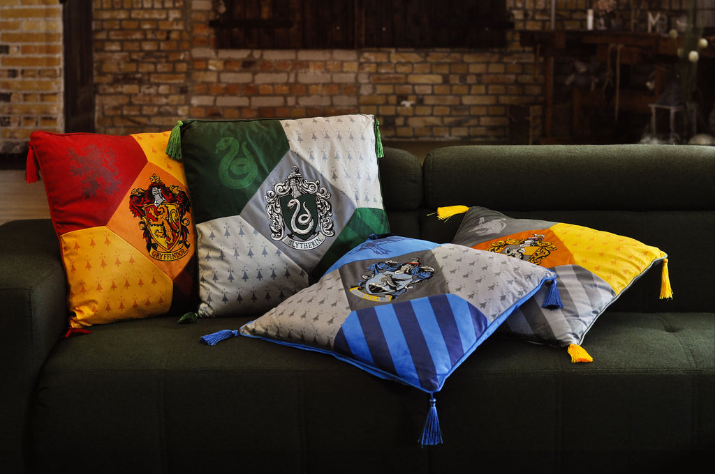 Immagine del prodotto Harry Potter - Cuscino Grifondoro con nappine deluxe
