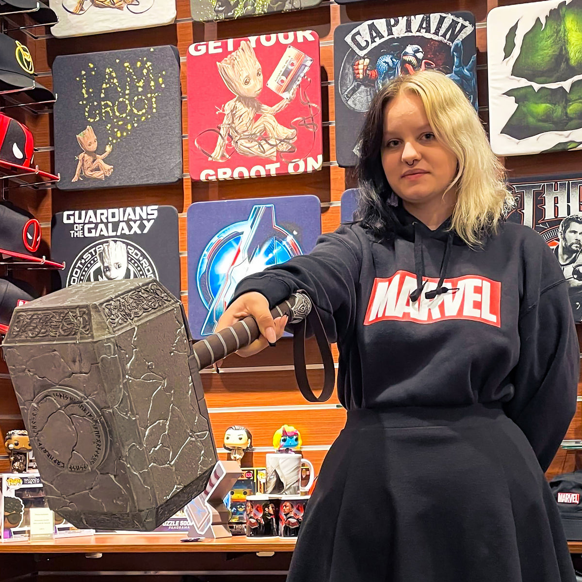 Image produit Marvel - Sweat à capuche Logo noir