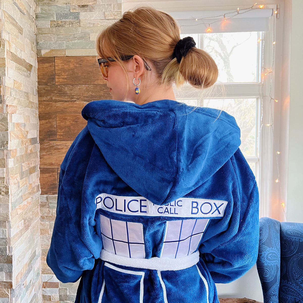 Produktbild Doctor Who - Tardis Season 11 Bademantel blau