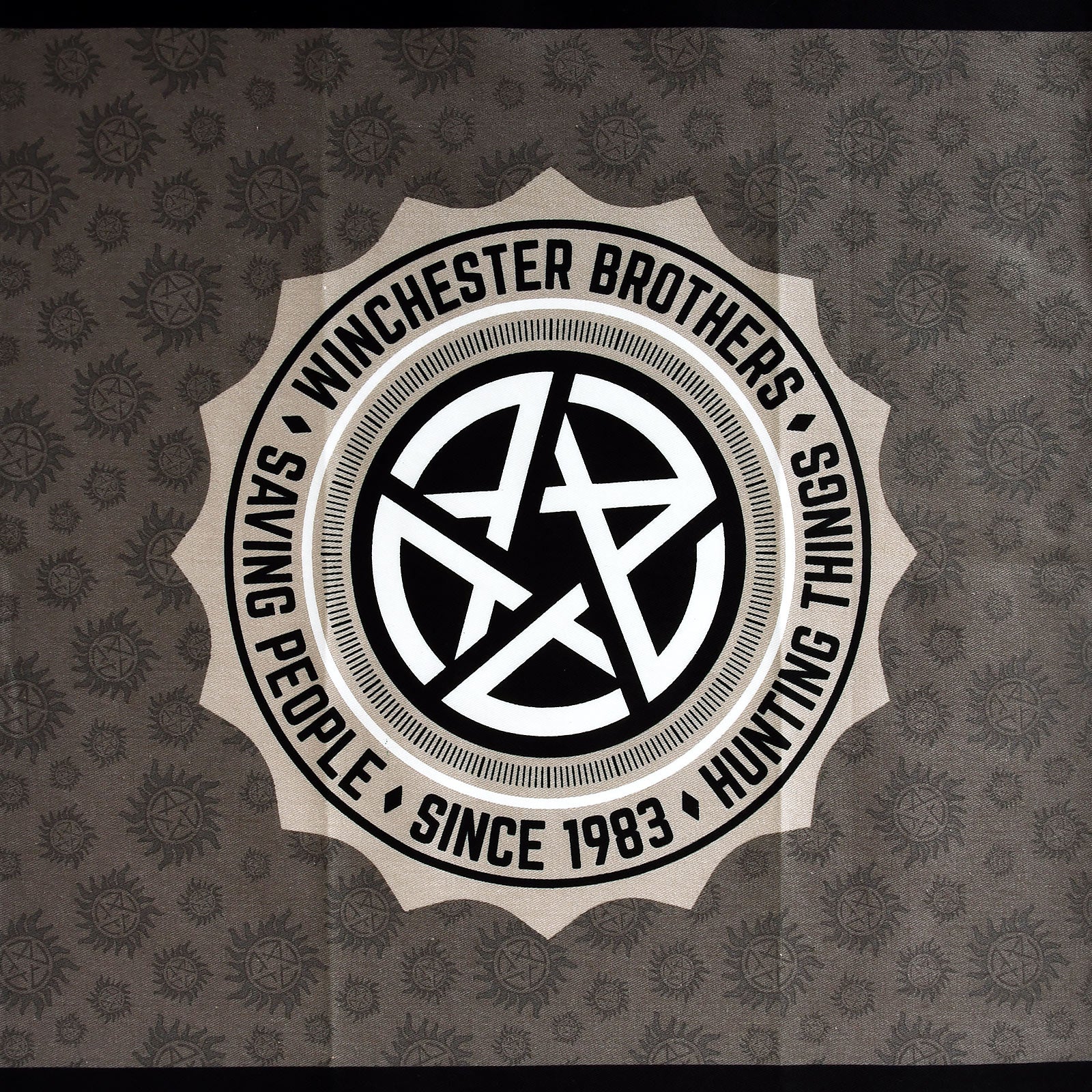 Produktbild Supernatural - Winchester Hunt Geschirrtücher Set