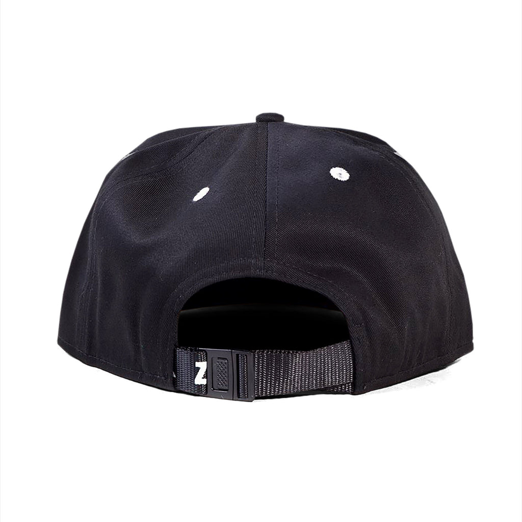 Produktbild Zelda - Hyrule Logo Snapback Cap schwarz-weiß