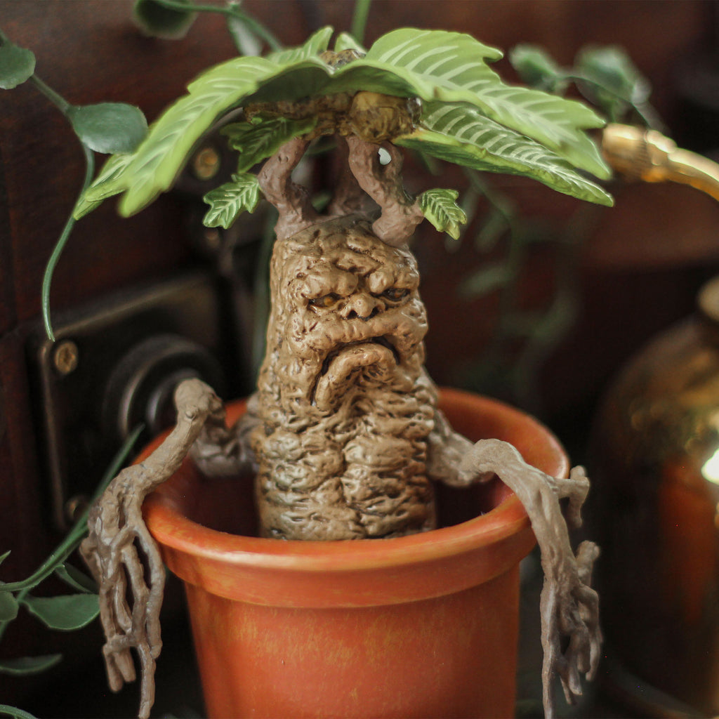 Immagine del prodotto Mandragora - Figura di creature magiche di Harry Potter