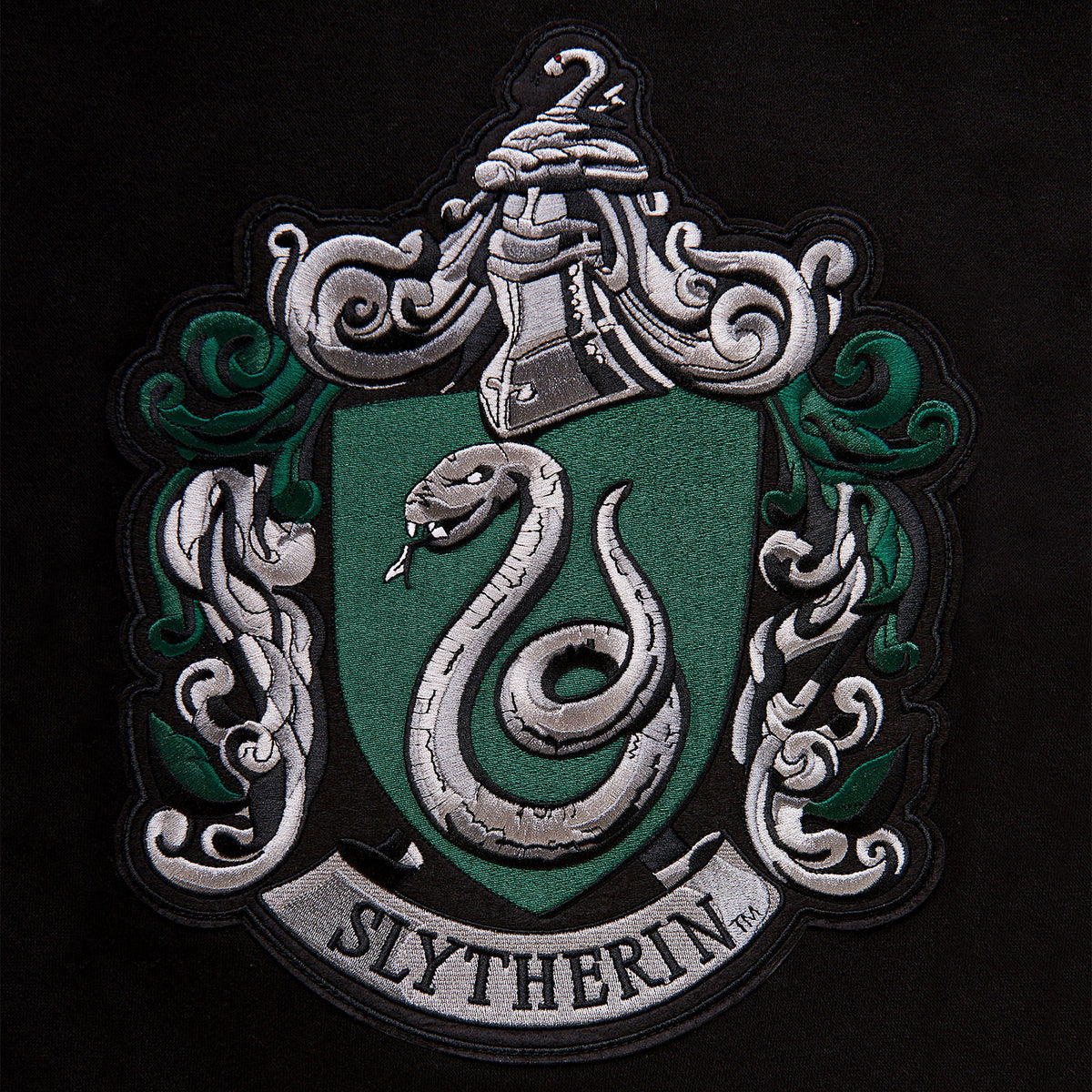 Produktbild Harry Potter - Slytherin Wappen College Jacke