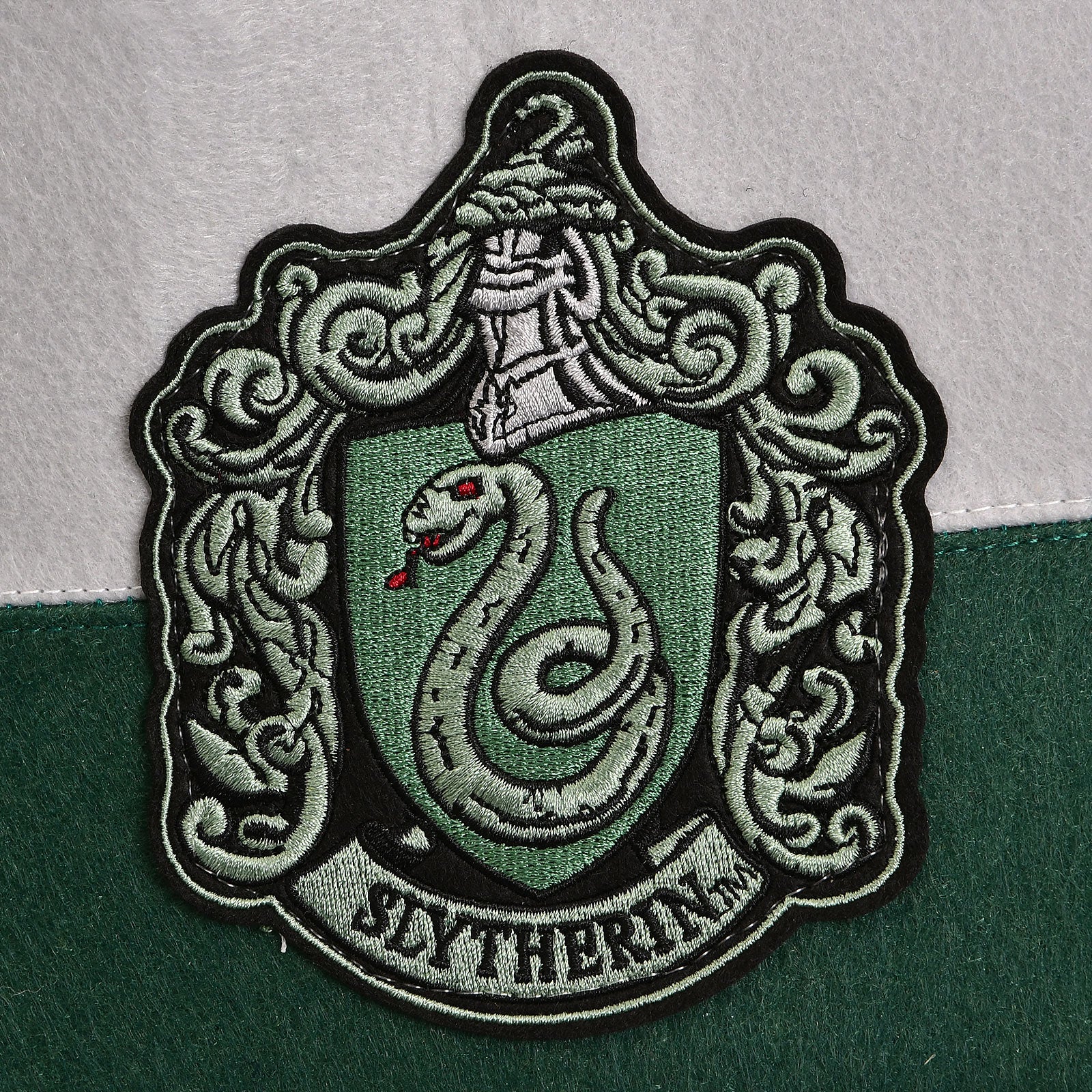 Immagine del prodotto Harry Potter - Bandiera in feltro con stemma di Serpeverde