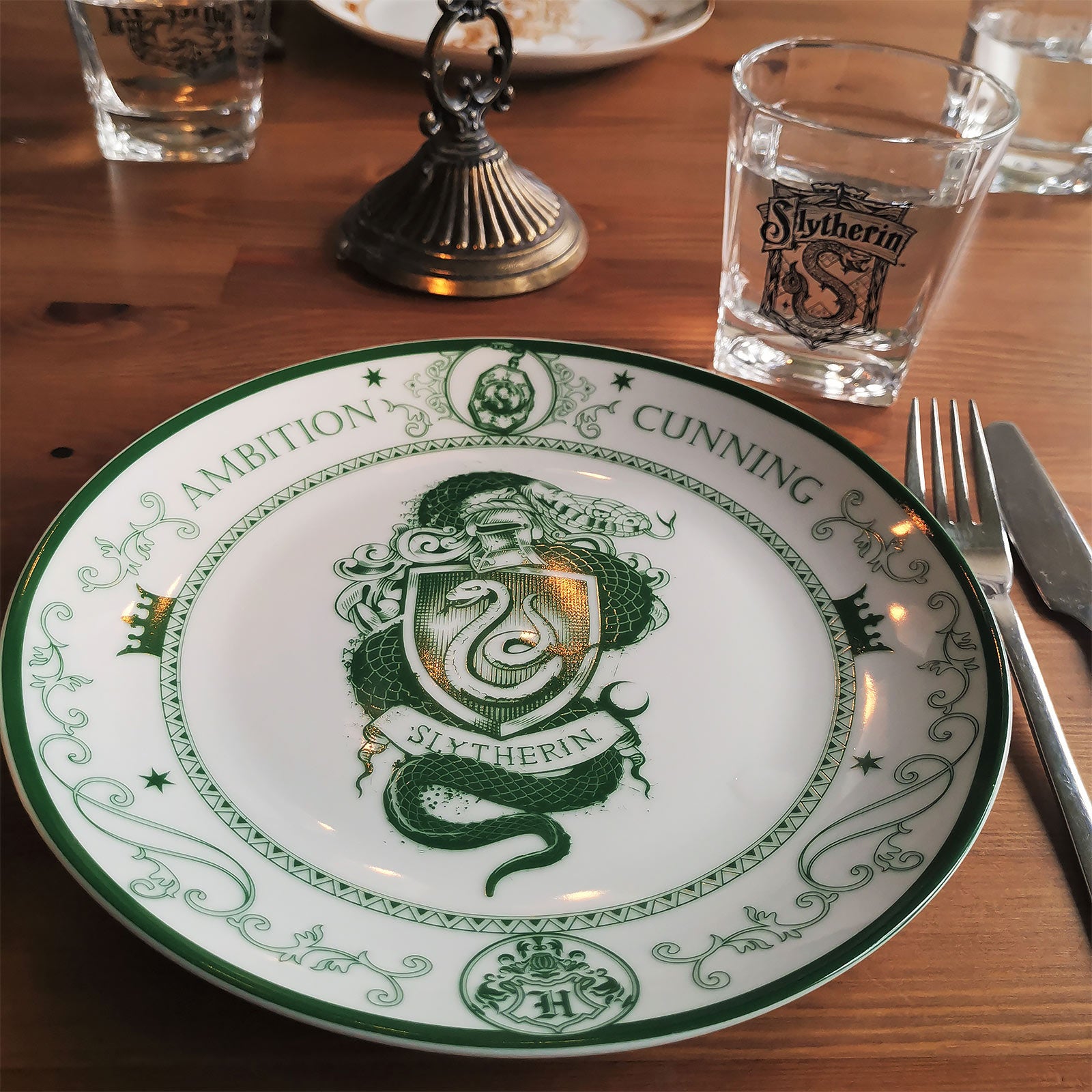 Immagine del prodotto Harry Potter - Set di piatti delle case di Hogwarts
