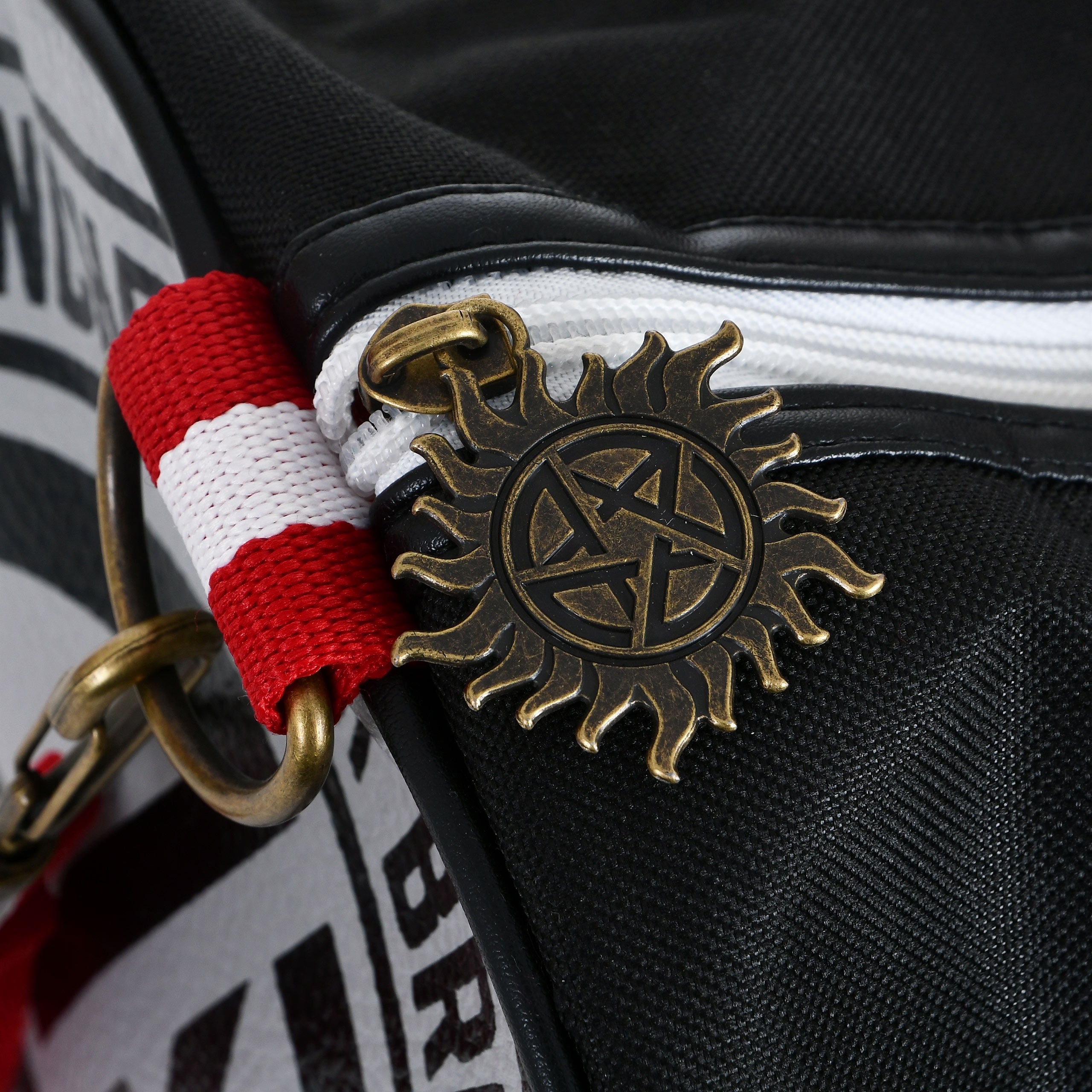 Produktbild Supernatural - Pentagramm Sporttasche schwarz