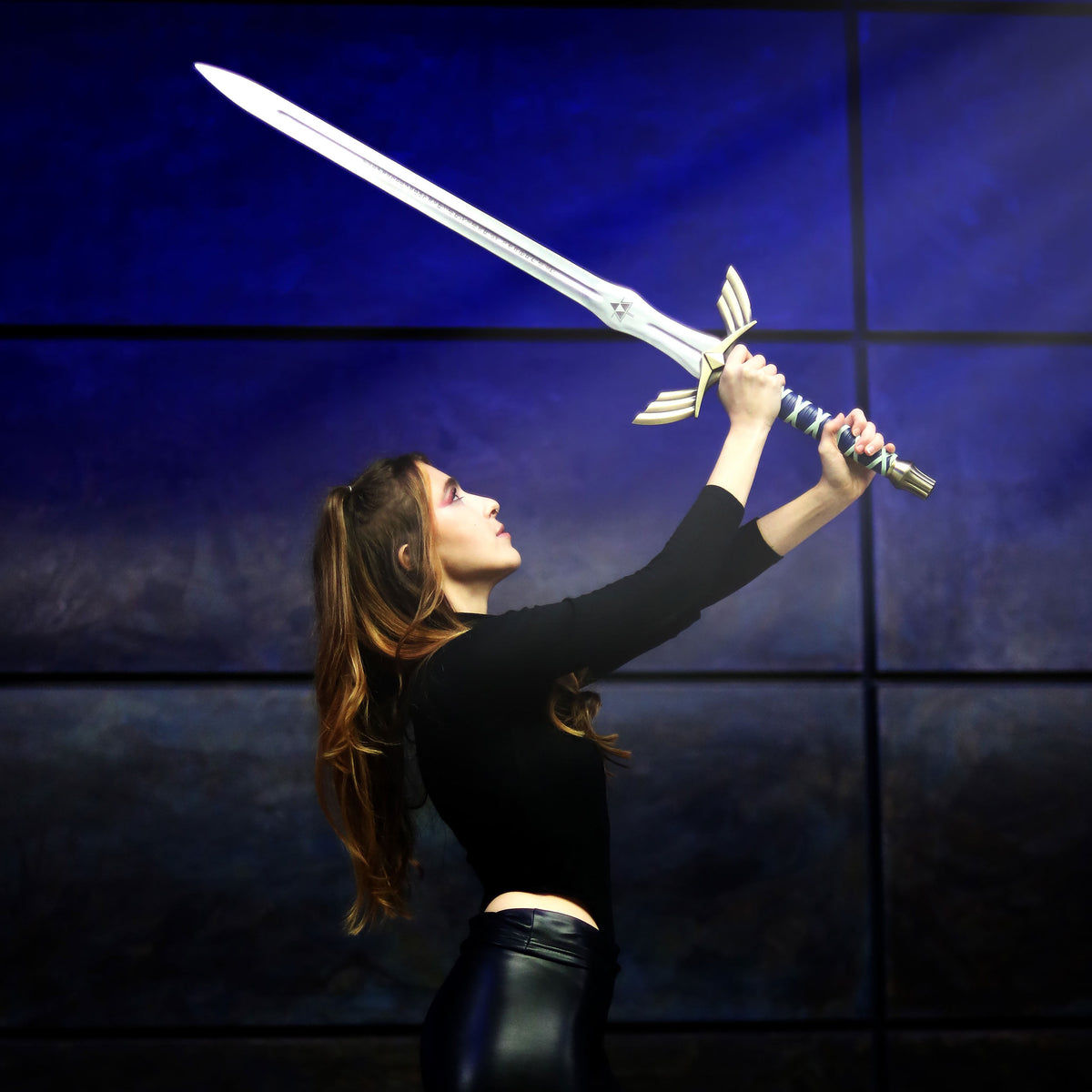 Immagine del prodotto Replica della Master Sword con fodero per fan di Zelda
