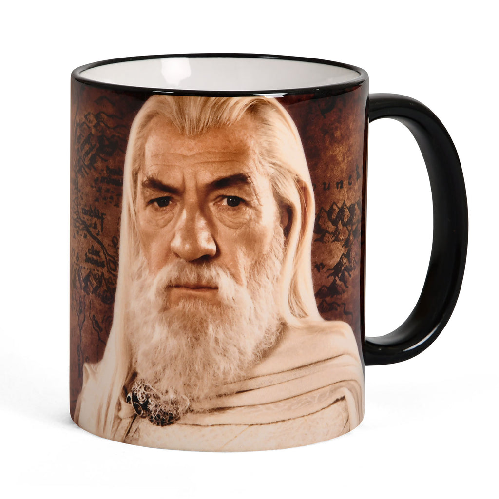 Produktbild Elbenwald Herr der Ringe Tasse 20 Jahre Jubiläums Kollektion mit Gandalf Rundumdruck und Filmlogo 320 ml Keramik