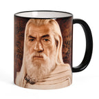 Produktbild Elbenwald Herr der Ringe Tasse 20 Jahre Jubiläums Kollektion mit Gandalf Rundumdruck und Filmlogo 320 ml Keramik