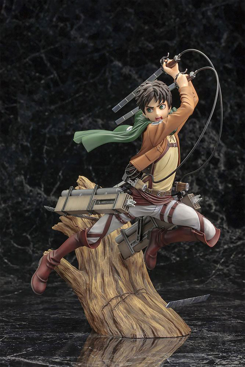 Image produit Attack on Titan - Figurine Eren Jaeger 26cm