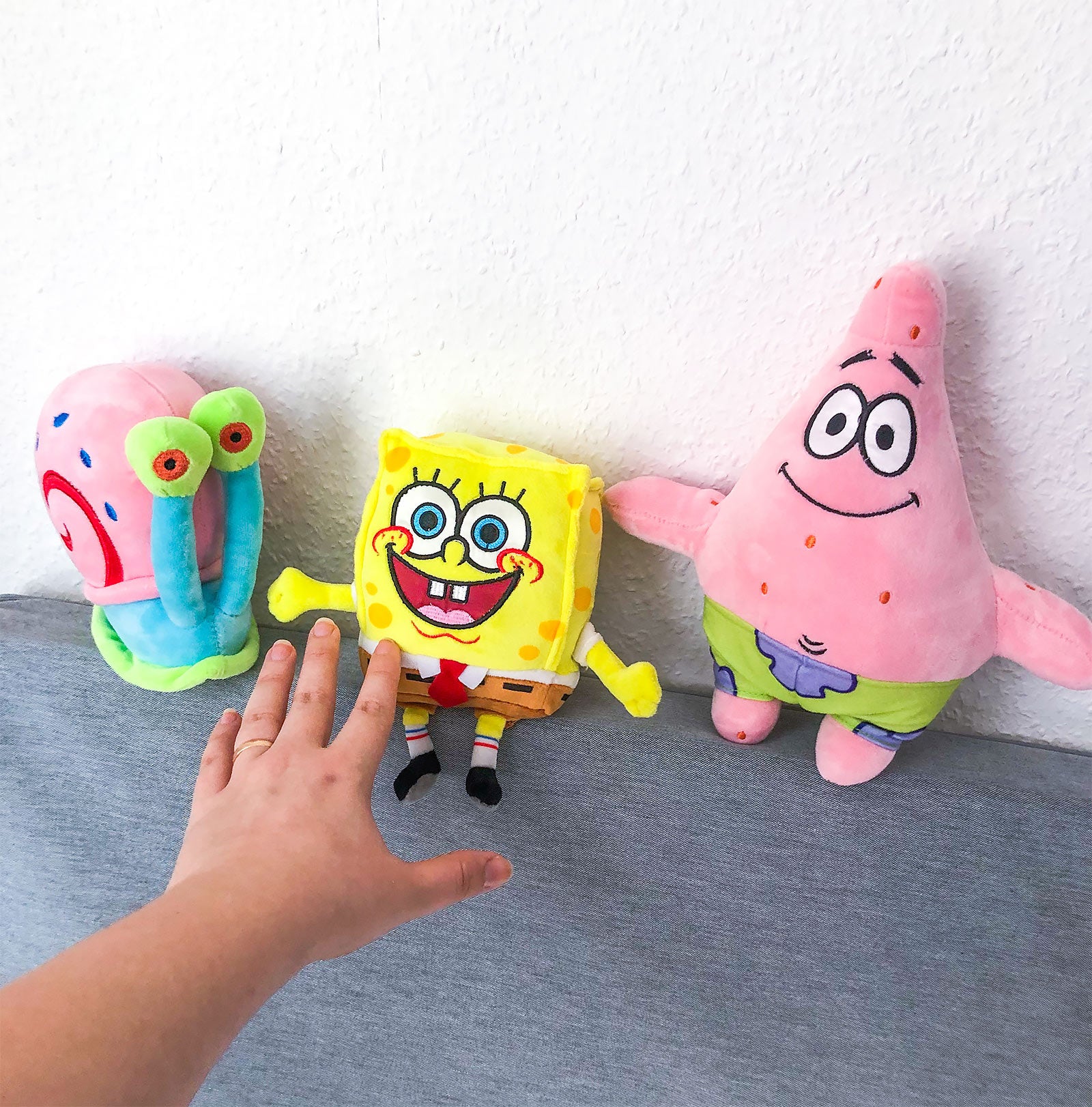 Image produit SpongeBob - Figurine en peluche Gary 16 cm