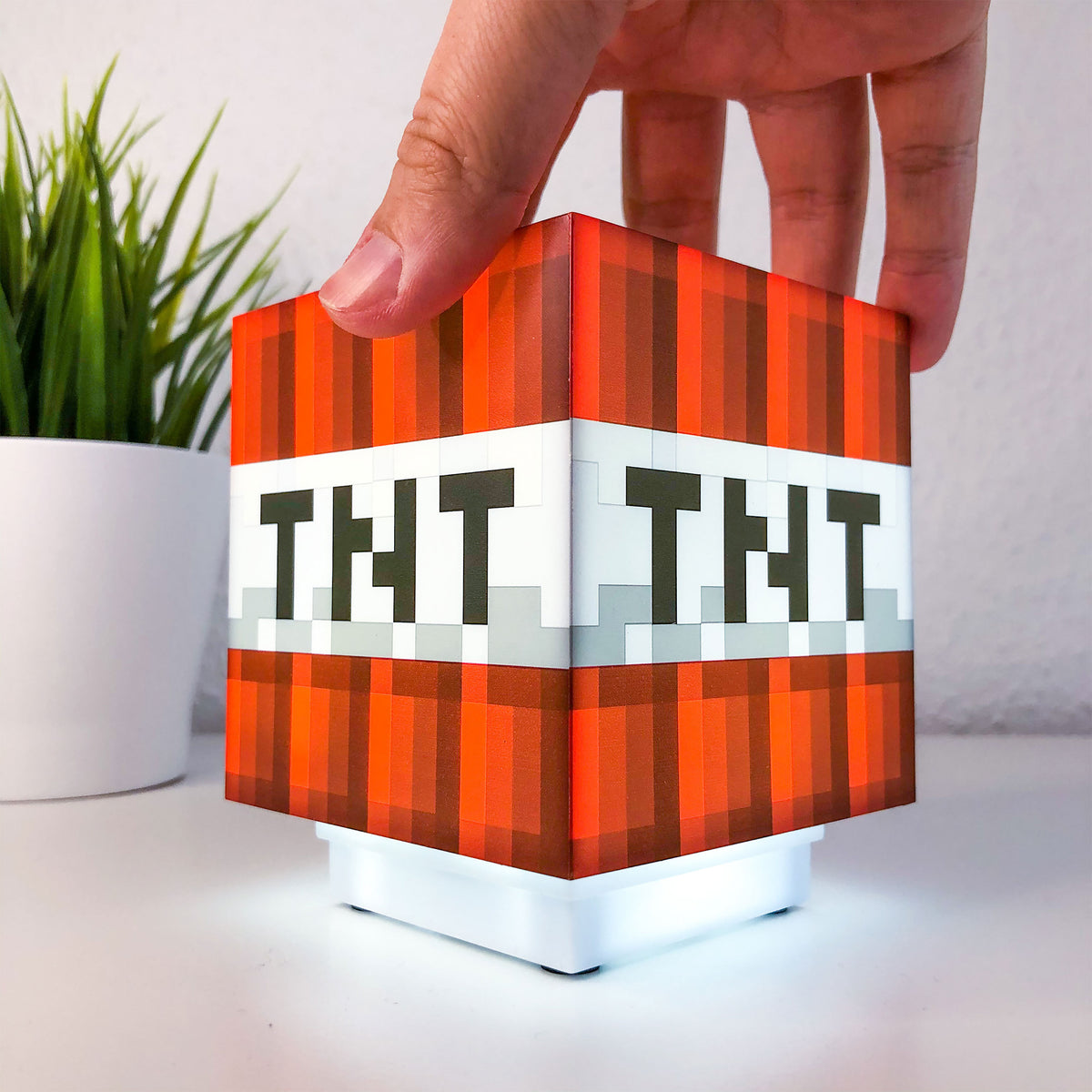 Immagine del prodotto Minecraft - Lampada da tavolo a blocco TNT con suono