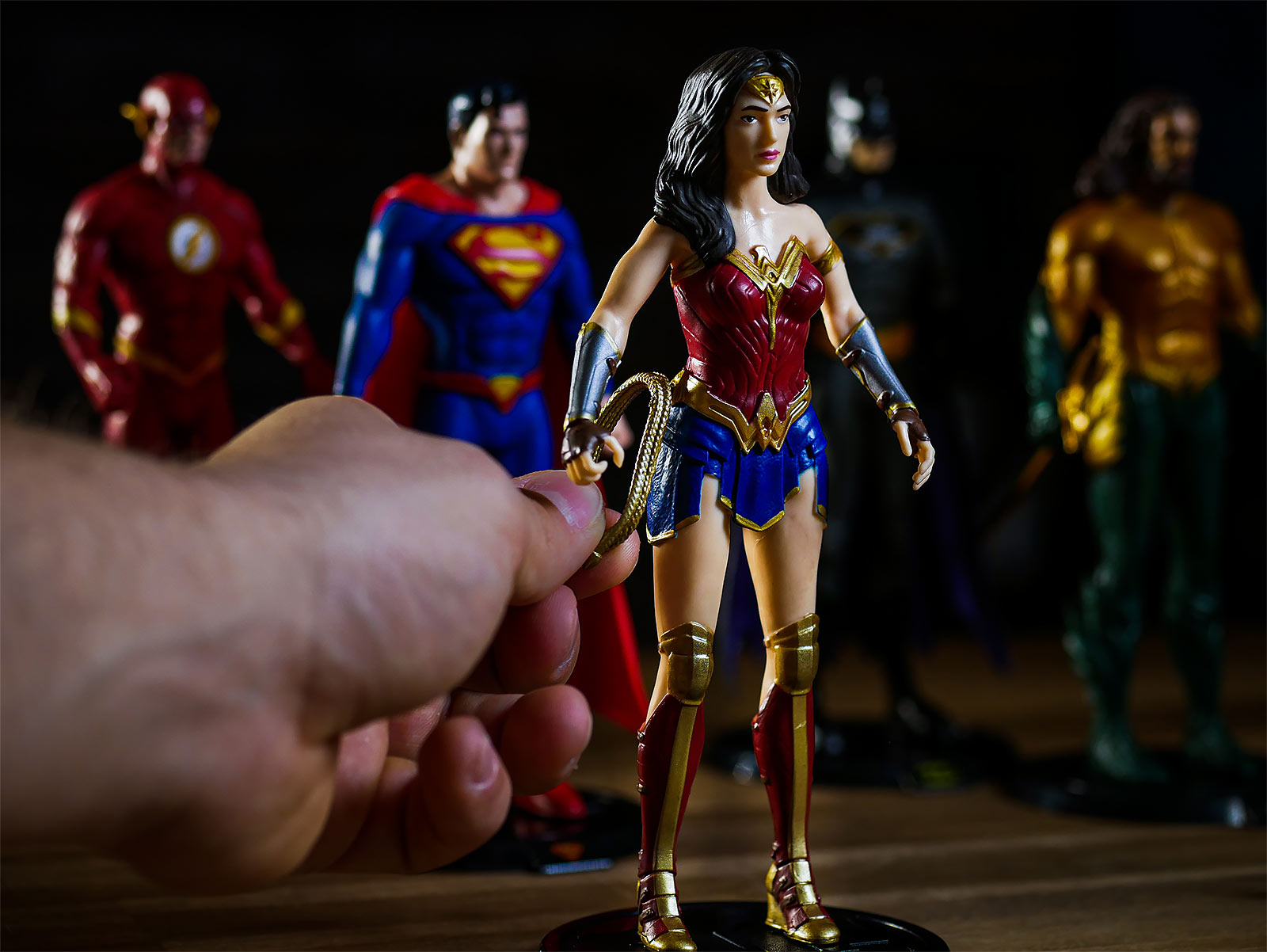Image produit DC Comics - Wonder Woman Bendyfigs figurine 19 cm