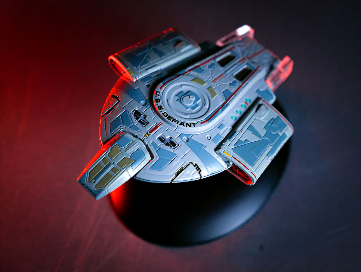 Immagine del prodotto Star Trek - Astronave U.S.S. Defiant NX-74205 Figura di Hero Collector