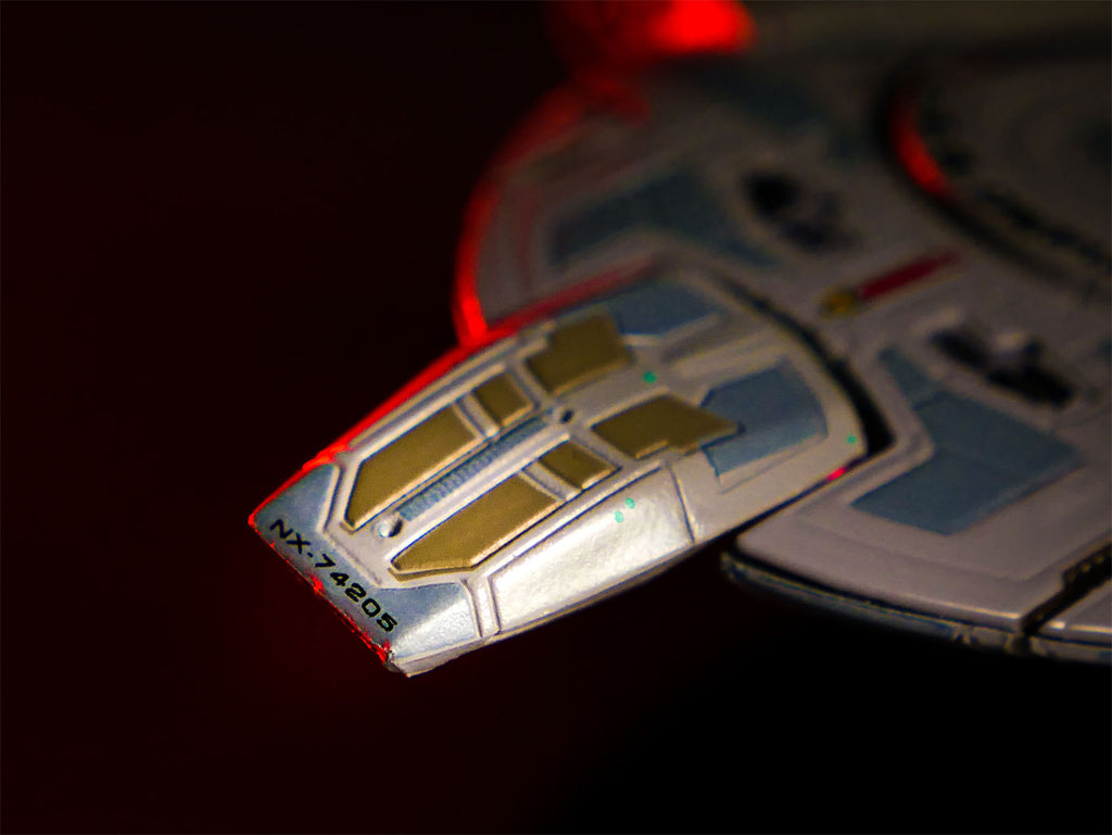 Immagine del prodotto Star Trek - Astronave U.S.S. Defiant NX-74205 Figura di Hero Collector
