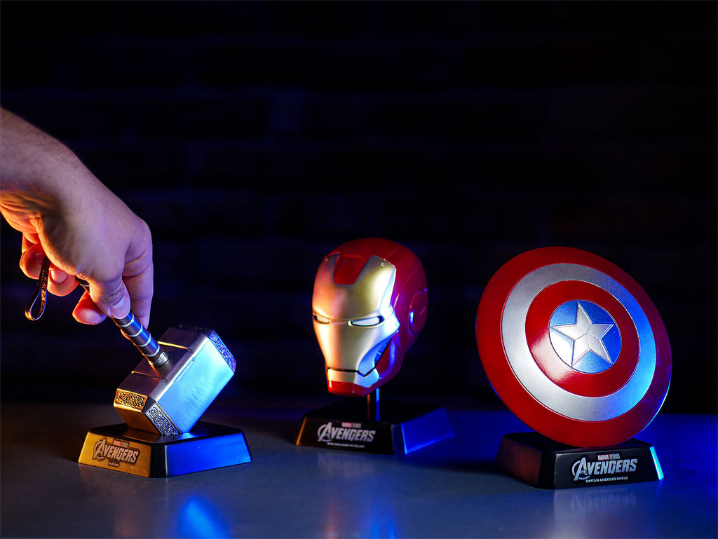 Produktbild Thor - Mjölnir Hammer Replik Marvel Museum Collection