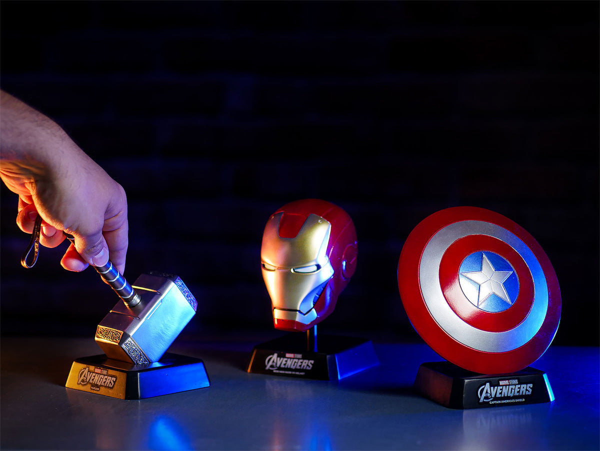Produktbild Thor - Mjölnir Hammer Replik Marvel Museum Collection