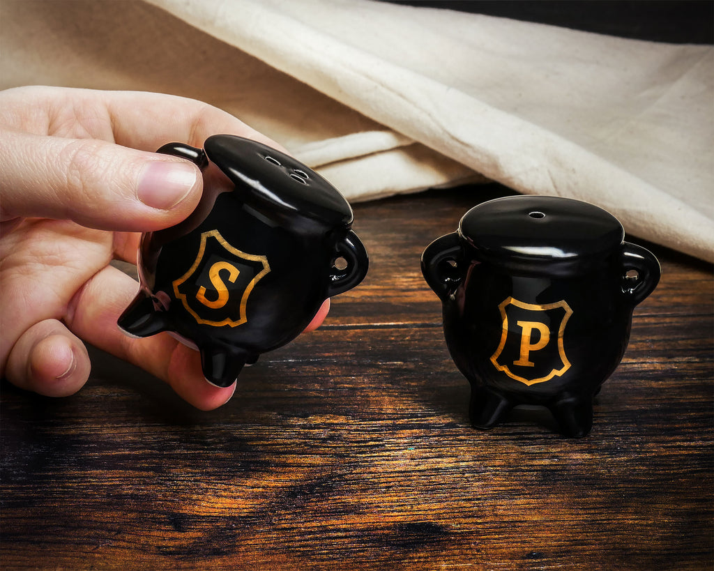 Immagine del prodotto Set sale e pepe a forma di calderone per fan di Harry Potter