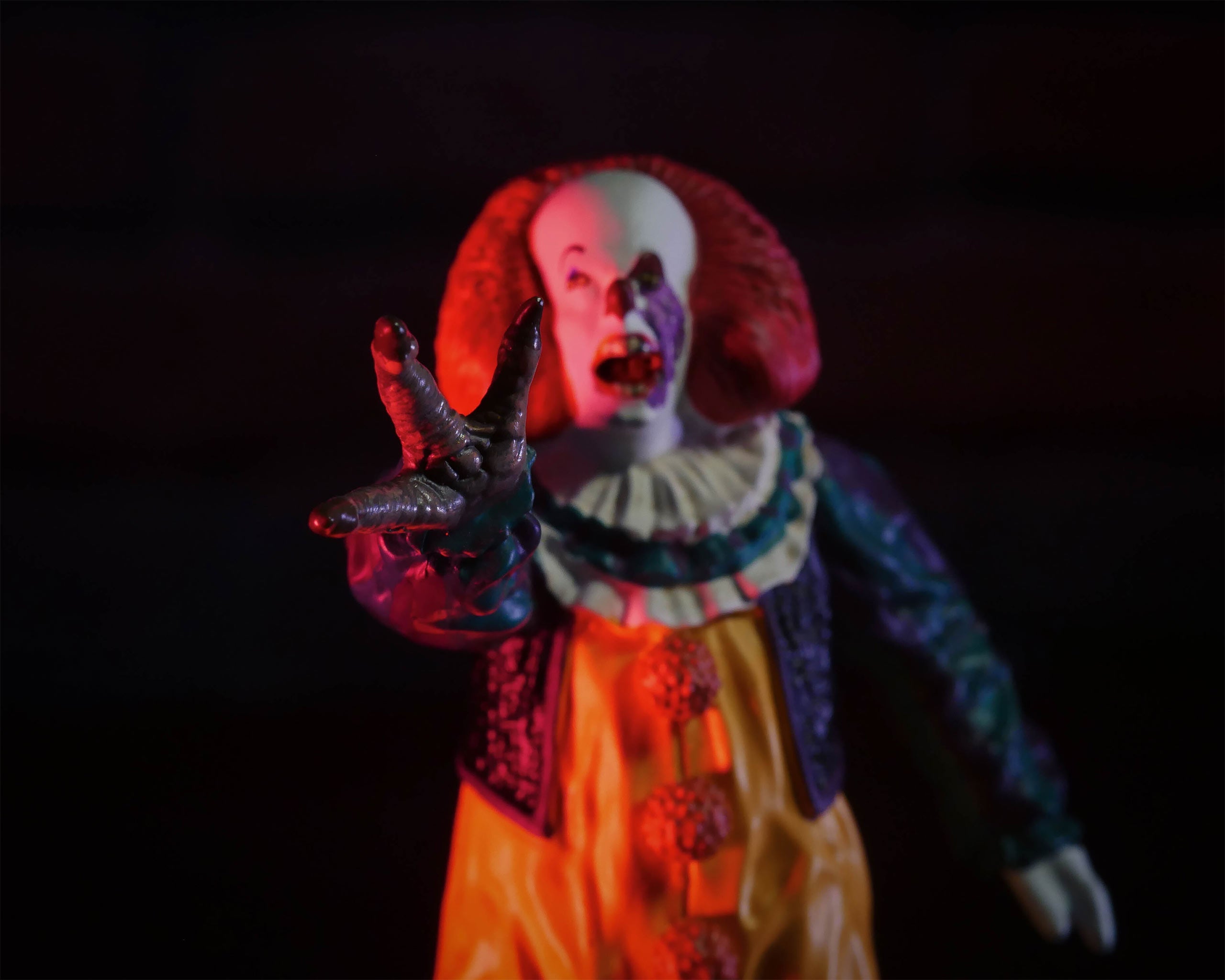 Immagine del prodotto Stephen Kings IT - Figura in metallo Pennywise 1990
