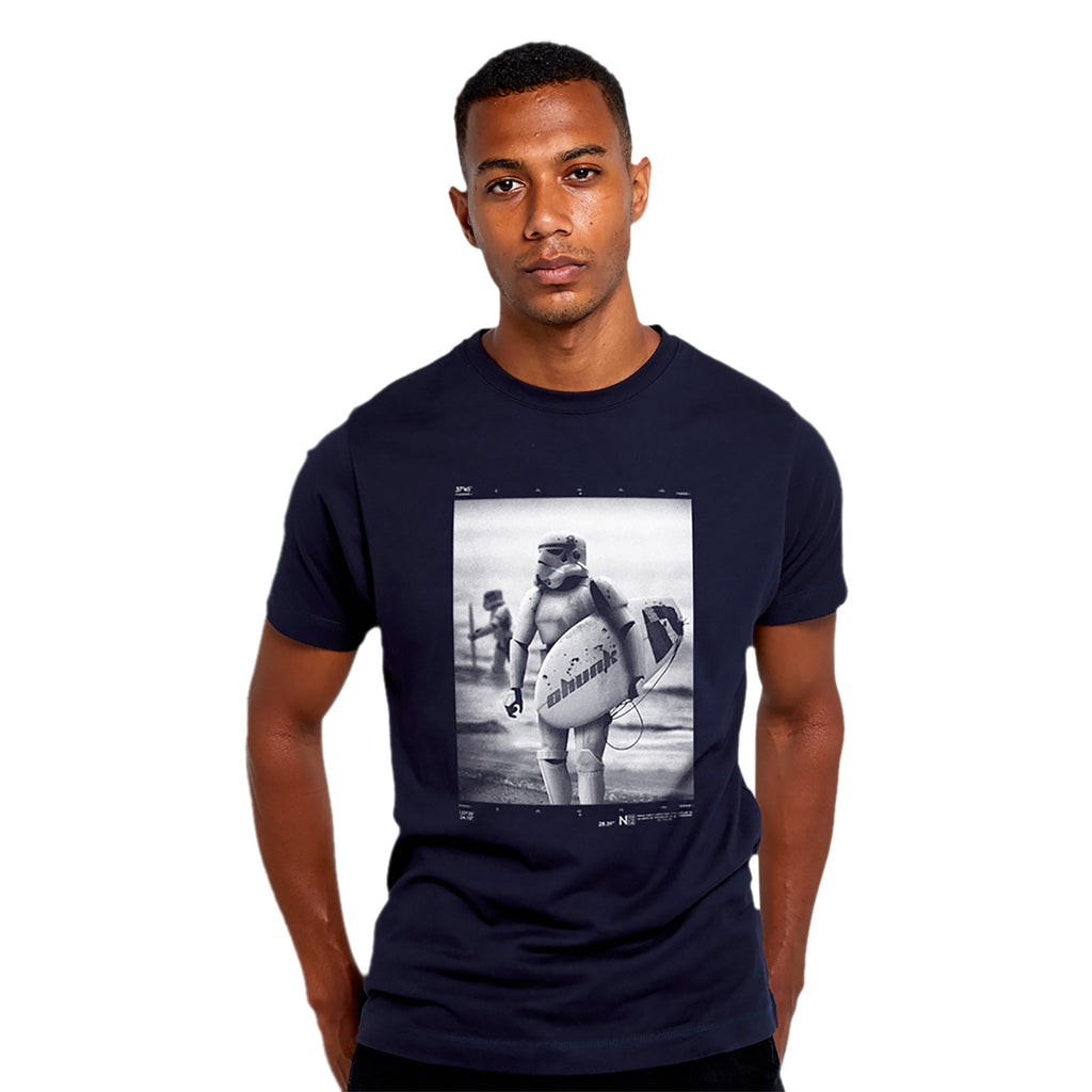 Immagine del prodotto T-shirt Surfing Trooper per fan di Star Wars blu