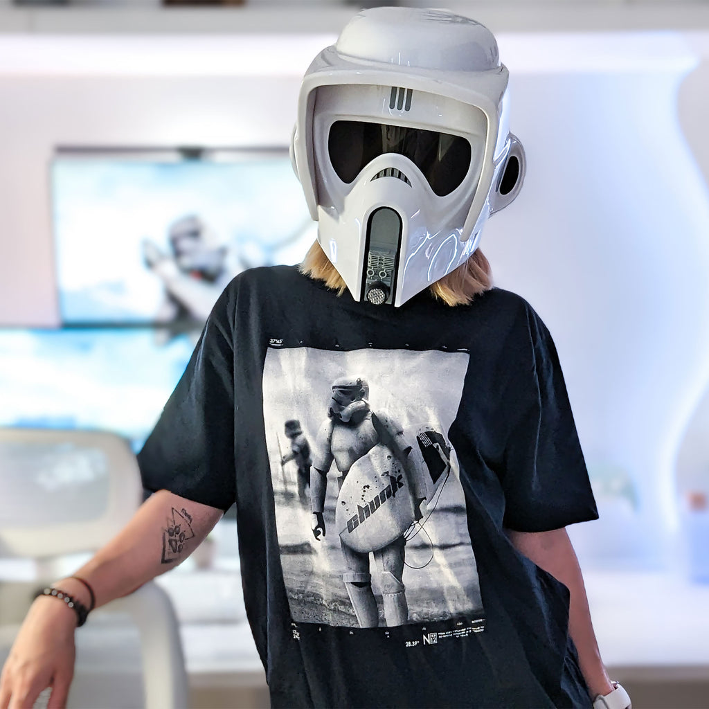 Immagine del prodotto T-shirt Surfing Trooper per fan di Star Wars blu