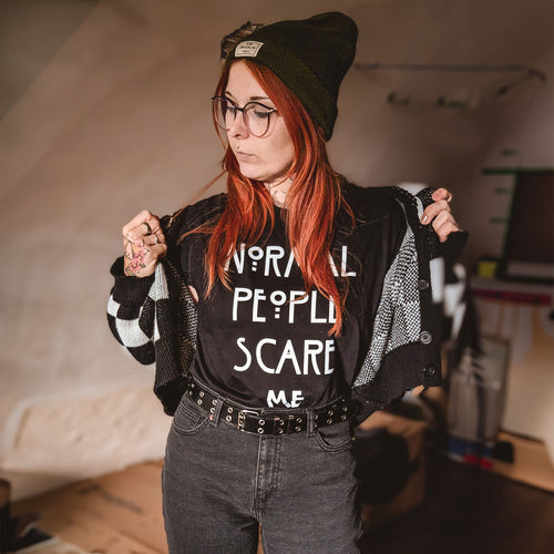 Image produit T-shirt Normal People Scare Me pour les fans d'American Horror Story noir