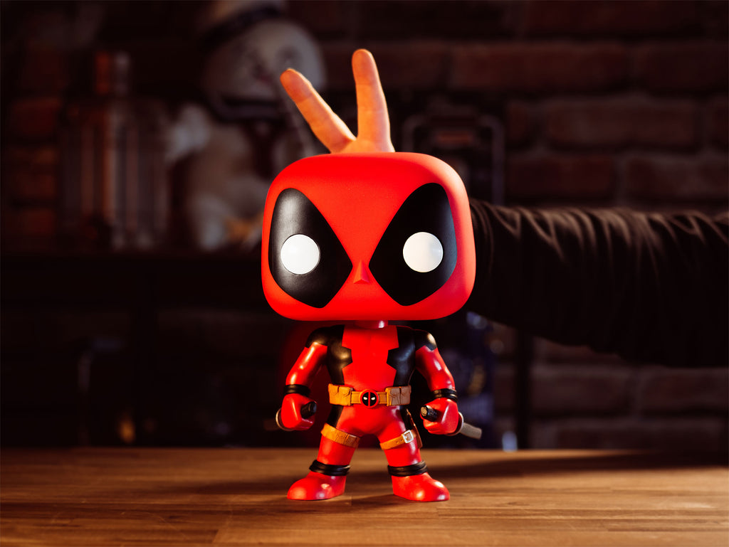 Produktbild Marvel - Deadpool mit Schwertern Funko Pop Wackelkopf-Figur 23,5 cm