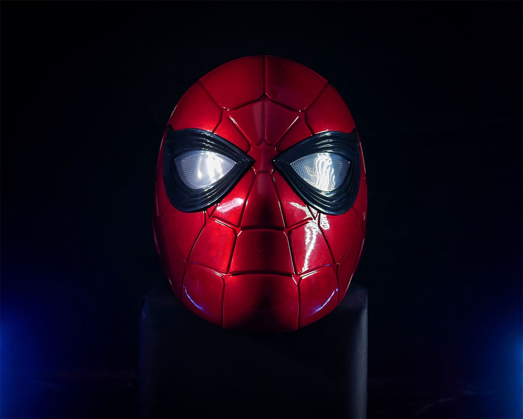 Produktbild Spider-Man - Iron Spider Helm Replik mit Lichteffekten