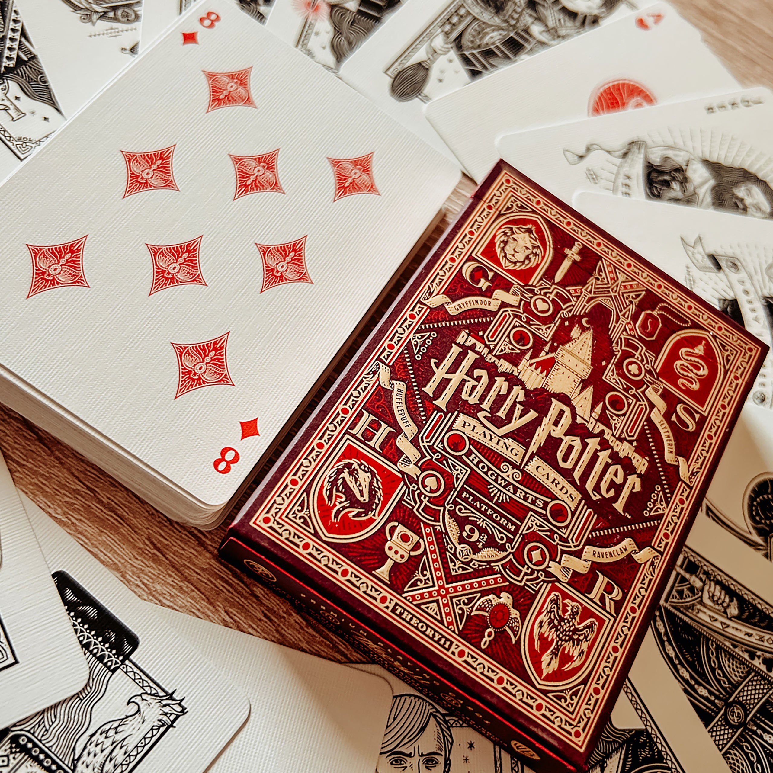 Image produit Harry Potter - Jeu de cartes Gryffondor Édition Deluxe