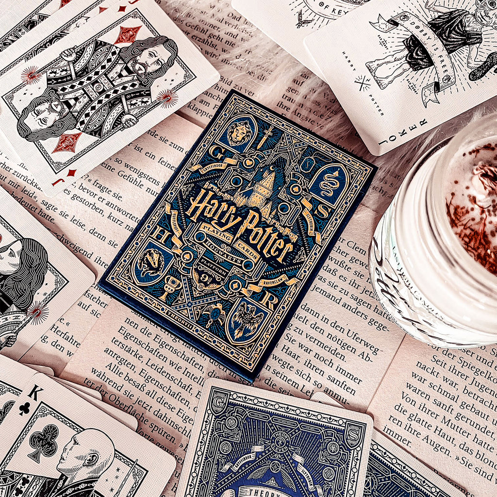 Produktbild Harry Potter - Ravenclaw Kartenspiel Deluxe Edition