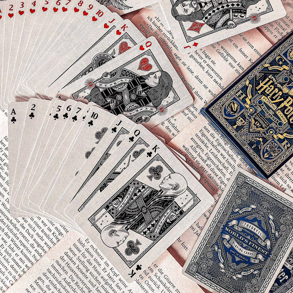 Produktbild Harry Potter - Ravenclaw Kartenspiel Deluxe Edition