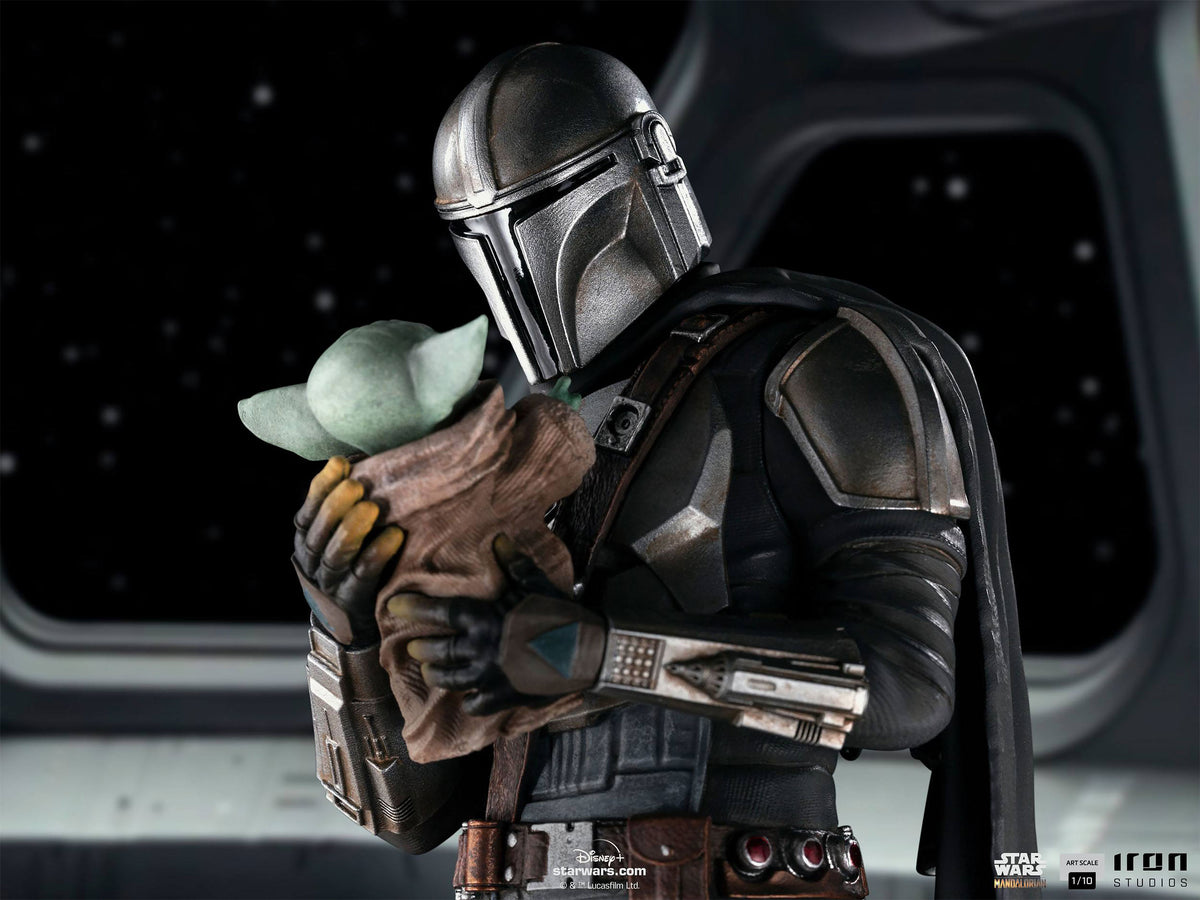 Immagine del prodotto Mando con Grogu BDS Art Scale Deluxe Statue - Star Wars The Mandalorian