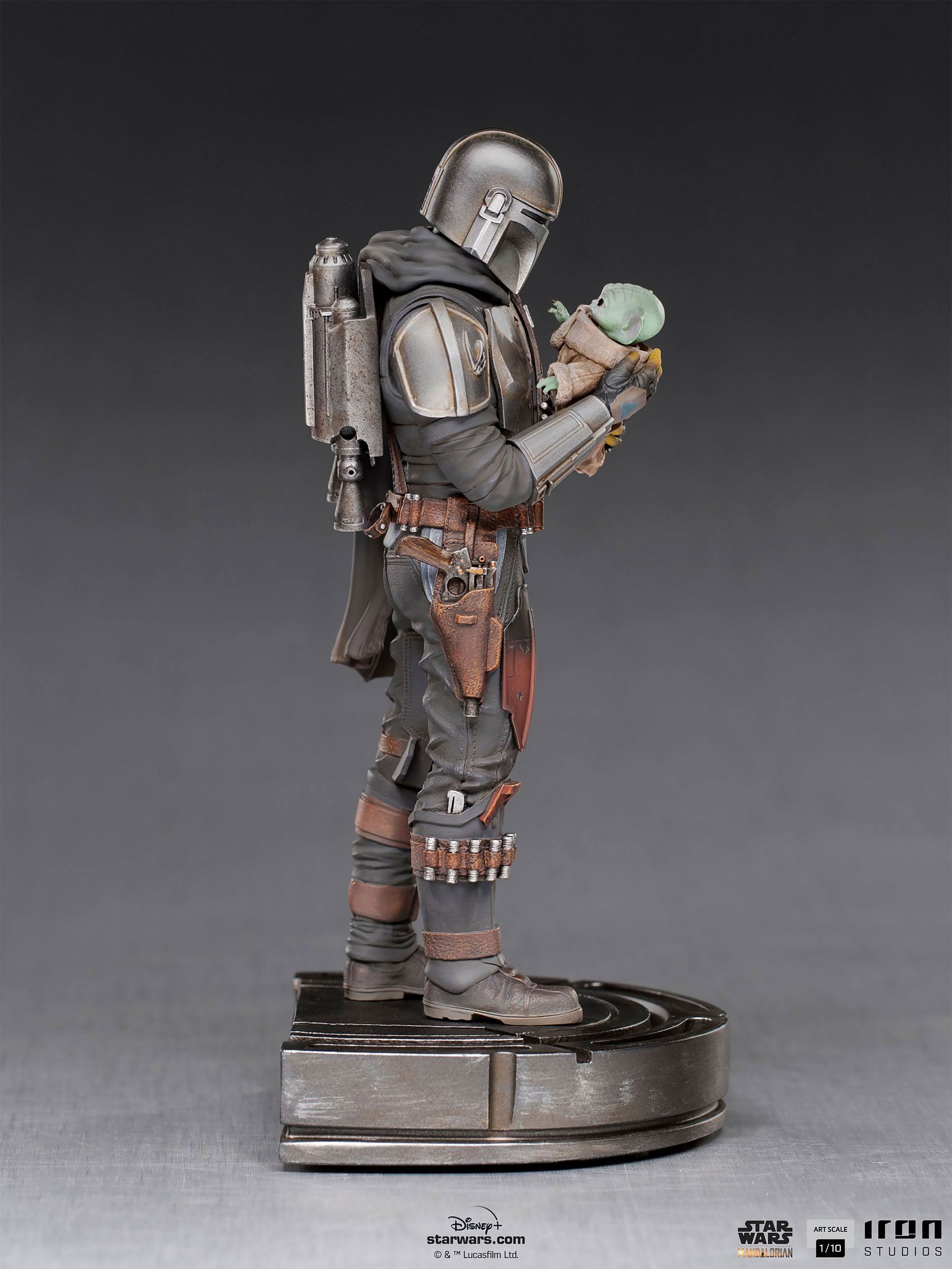 Immagine del prodotto Mando con Grogu BDS Art Scale Deluxe Statue - Star Wars The Mandalorian