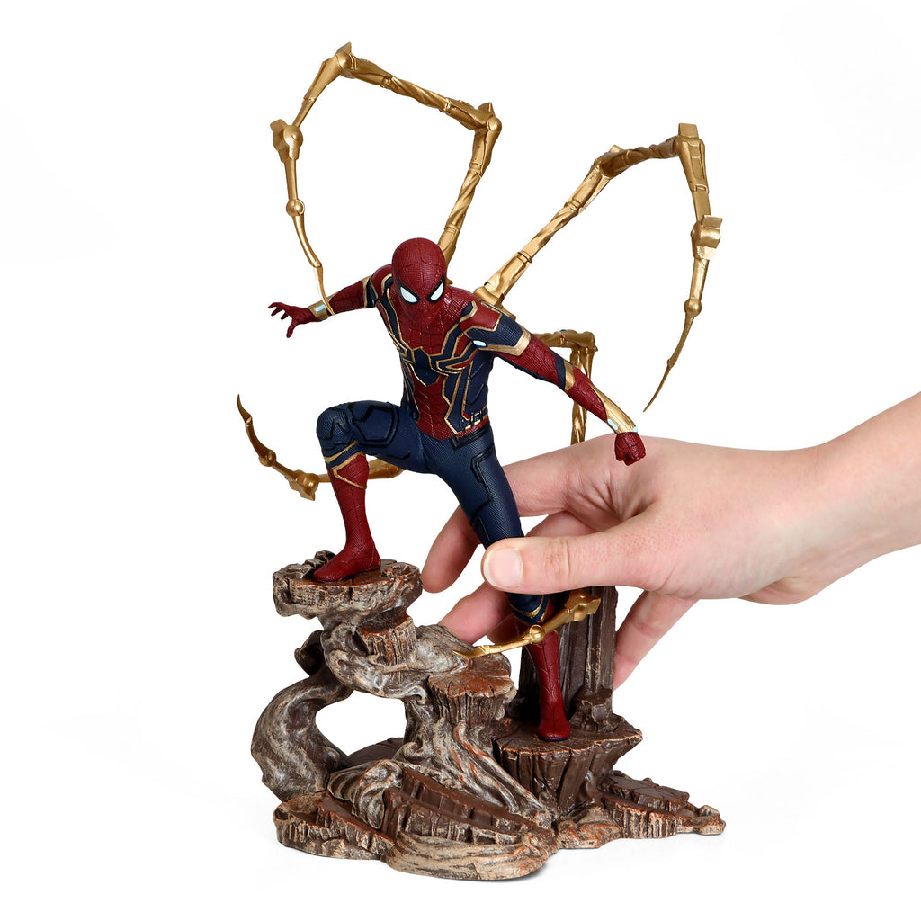 Image produit Avengers - Figurine Iron Spider
