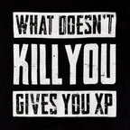 Image produit Sweat à capuche noir 'What Doesn't Kill You Gives You XP'