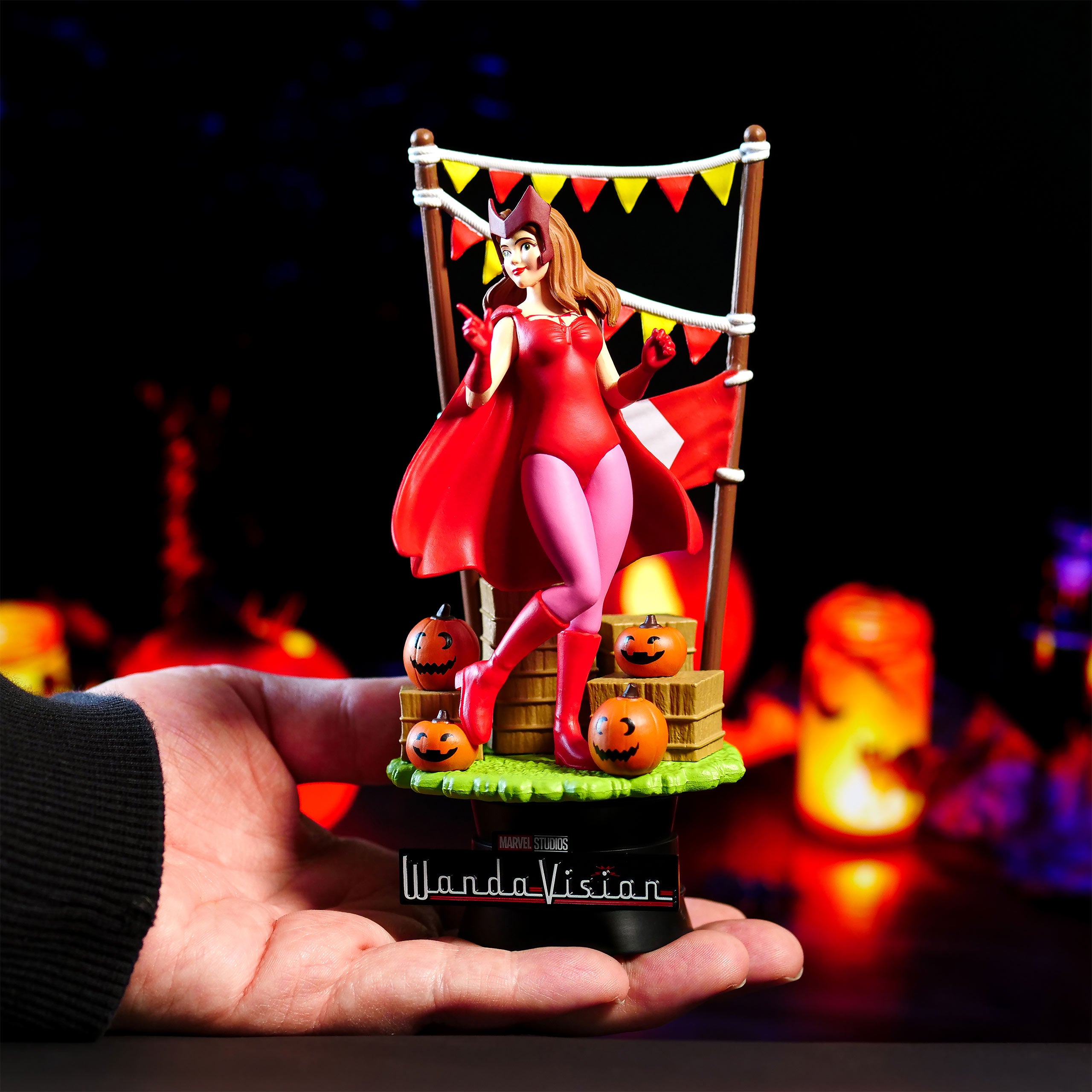 Produktbild WandaVision - Wanda D-Stage Diorama Figur
