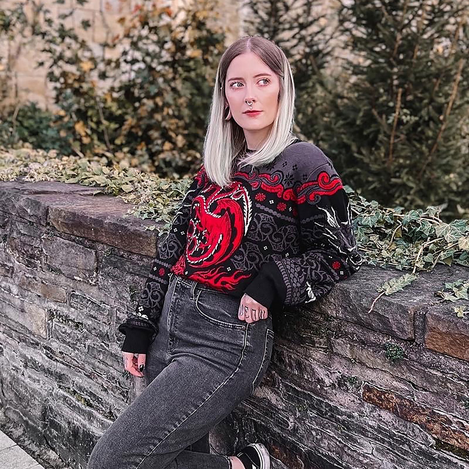 Image produit Game of Thrones - Pull tricoté Targaryen