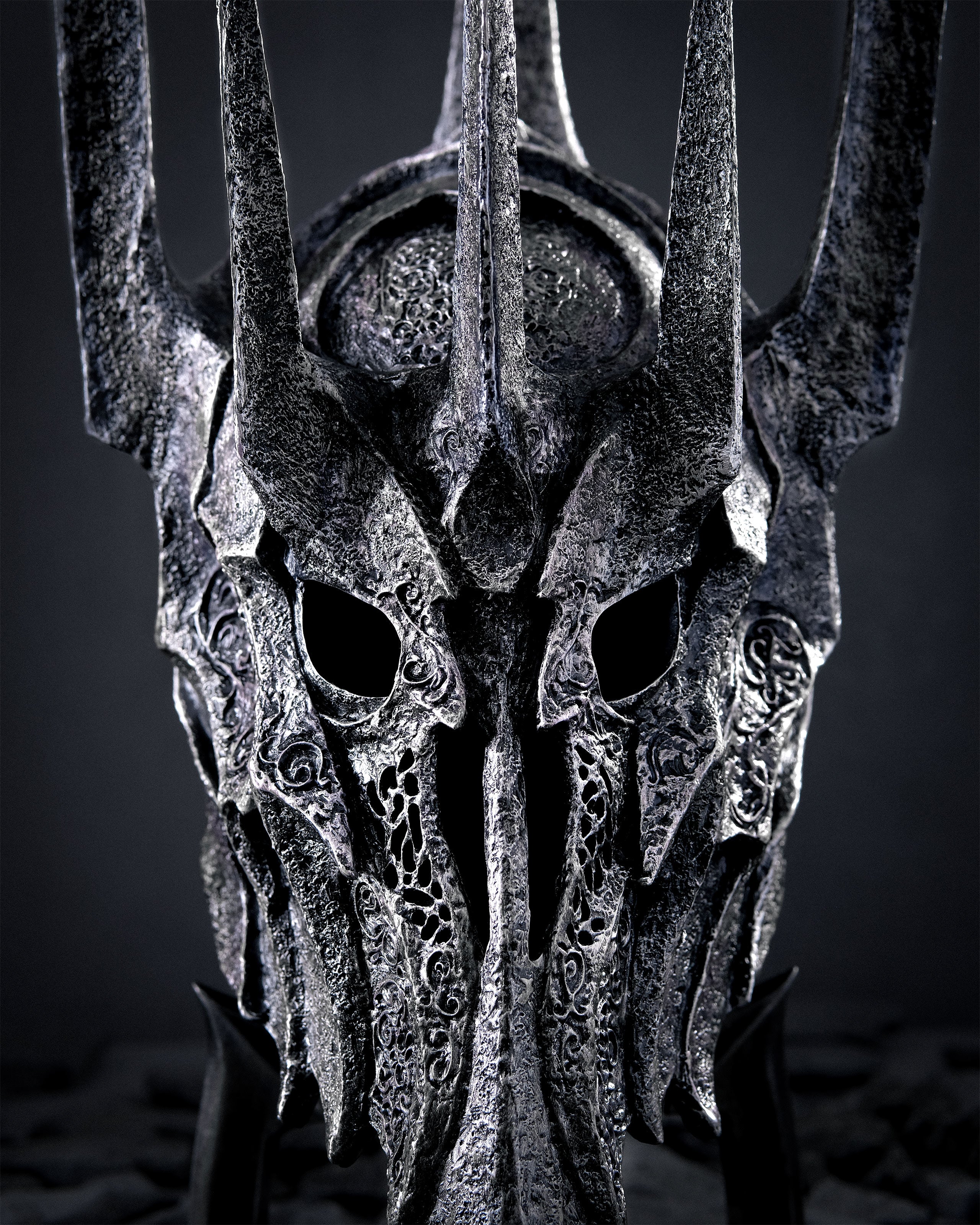 Produktbild Saurons Helm Replik - Der Herr der Ringe