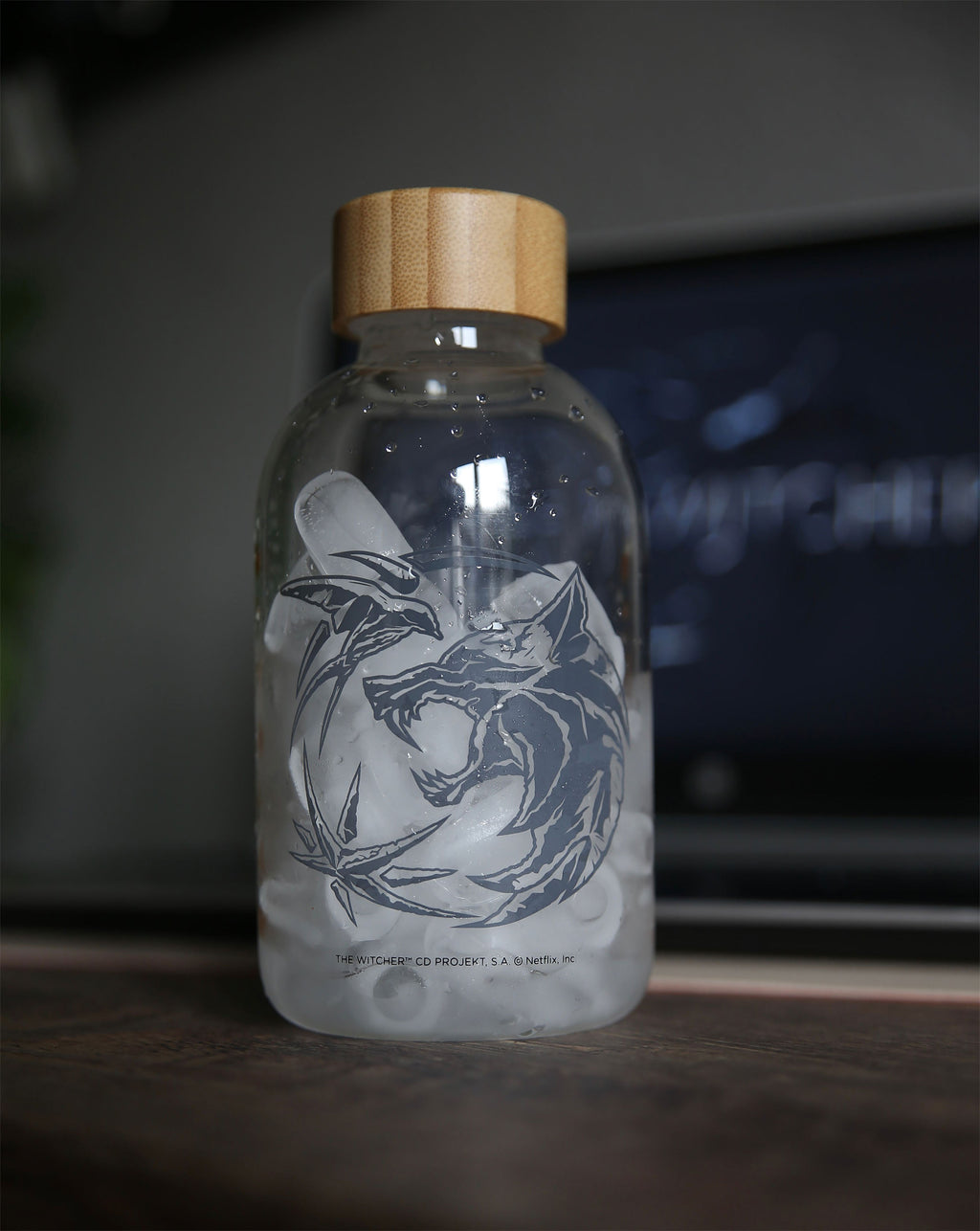 Image produit Witcher - Bouteille d'eau avec logo de loup