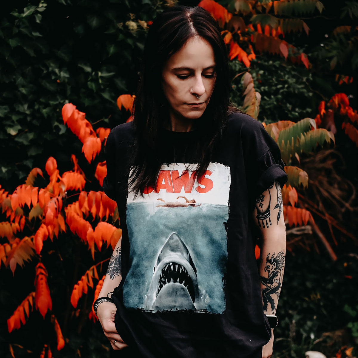 Image produit Le Requin Blanc - T-shirt Poster Jaws Noir