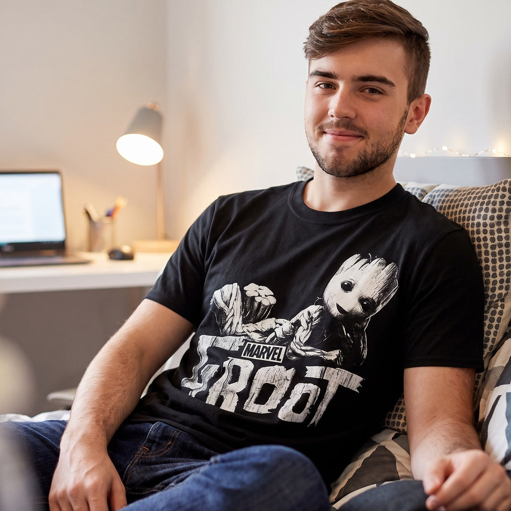 Immagine del prodotto T-shirt nera di Groot - Guardiani della Galassia