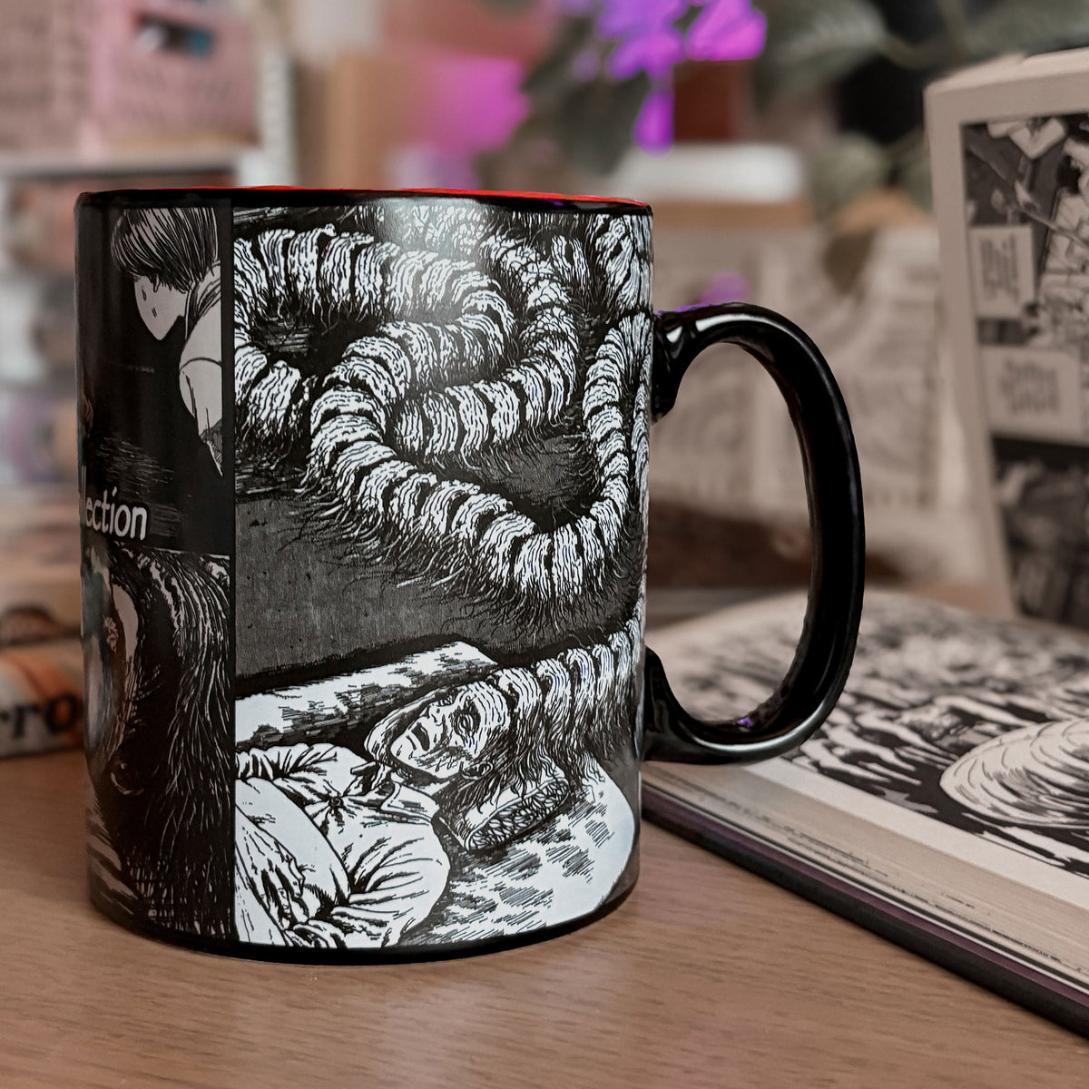 Immagine del prodotto Junji Ito - Honored Ancestor Tazza con effetto termico