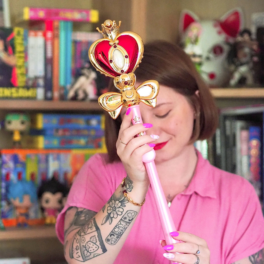 Image produit Sailor Moon - Réplique du Sceptre Cosmique des Cœurs de Lune
